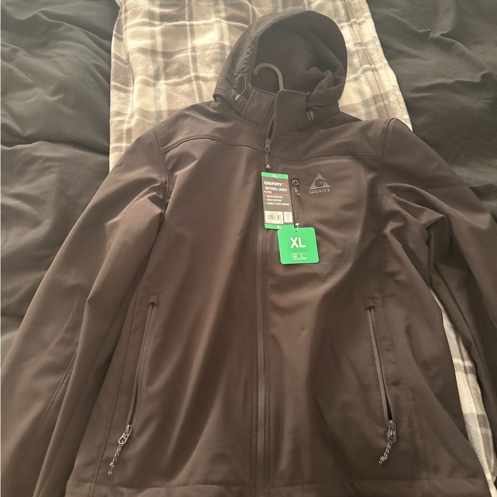 Gerry Weber Black Performance Jacket with Hood and Full-Zip